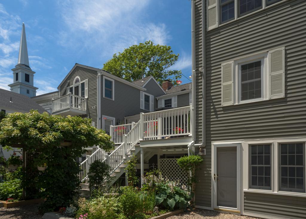 Old Harbor Inn Chatham Exterior photo